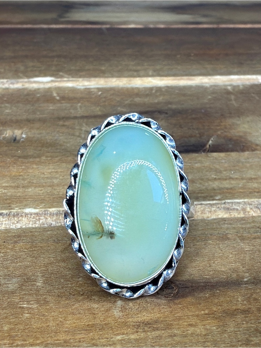 Southwestern Vintage Green Chrysoprase Gemstone Ring Size 8 Silver 925 Plated